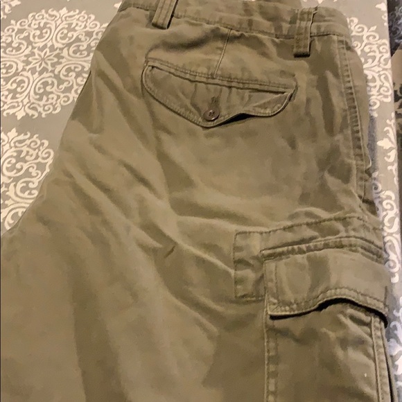 Dockers size 38 army green cargo shorts - Picture 4 of 5